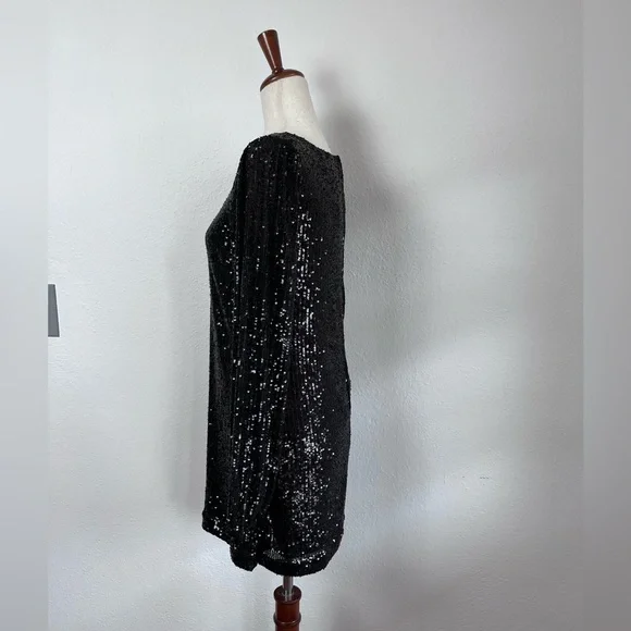NWT Lilly Pulitzer Nicoline Long Sleeve Black Sequin Romper Size 4 - Picture 3 of 7